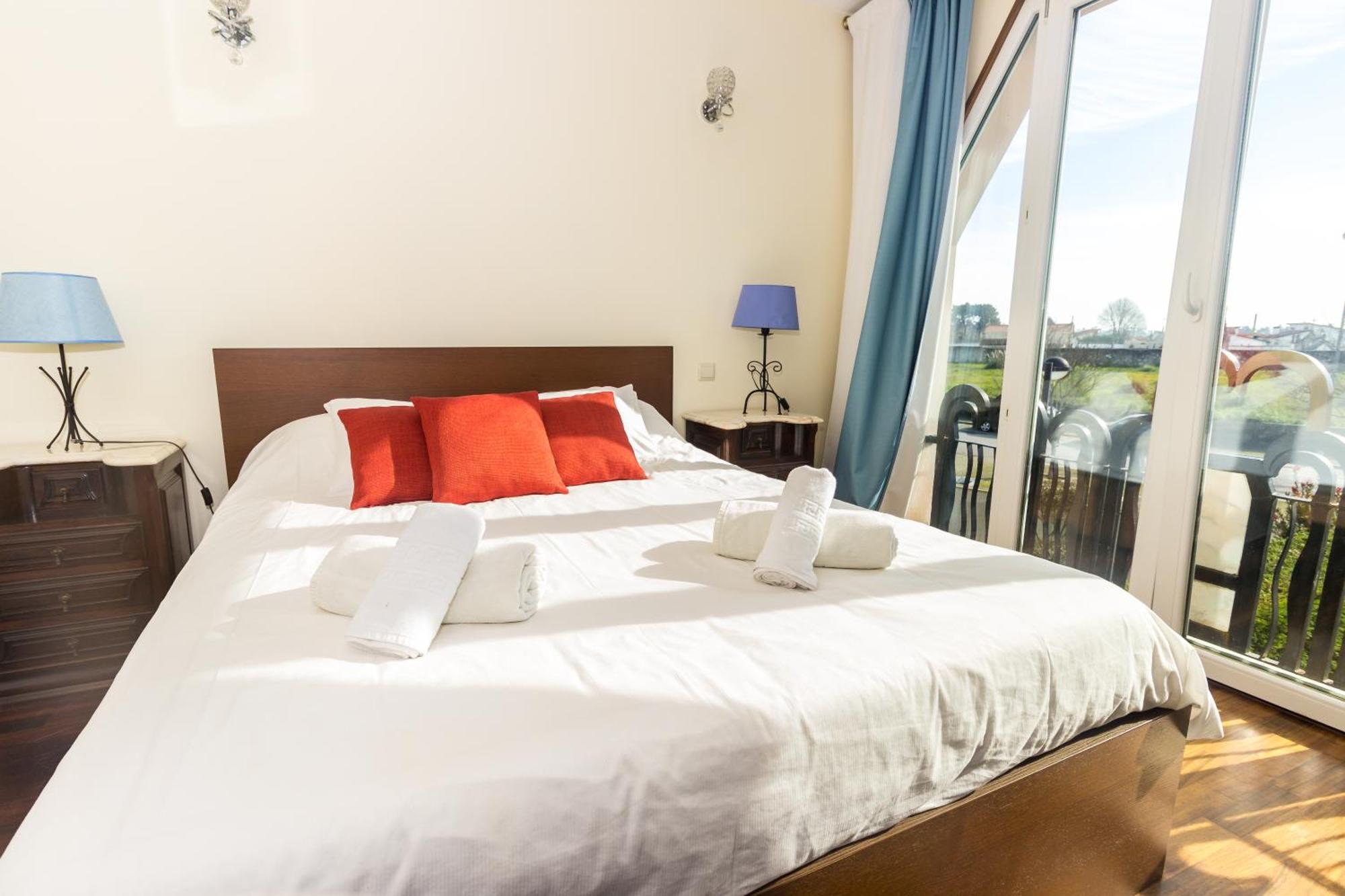 Guest H4U - Villa Garden & Pool Povoa de Varzim Exterior photo